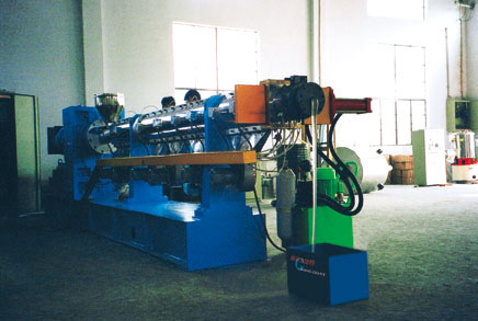 废橡胶回收脱硫挤出机(Sj-90废橡胶回收脱硫单螺杆挤出机)